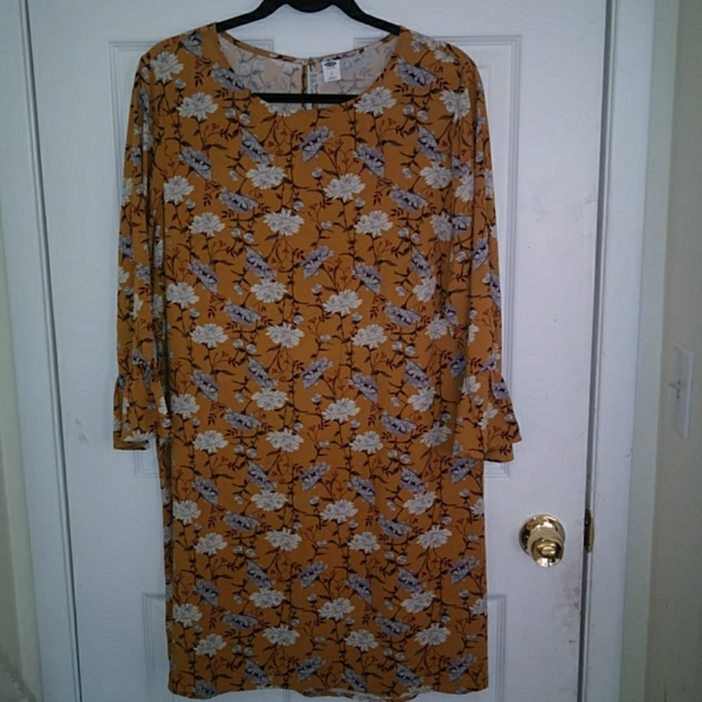 Belle sleeved Dress